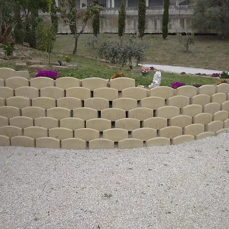 Tenuta Nonno Peppe * פרמו